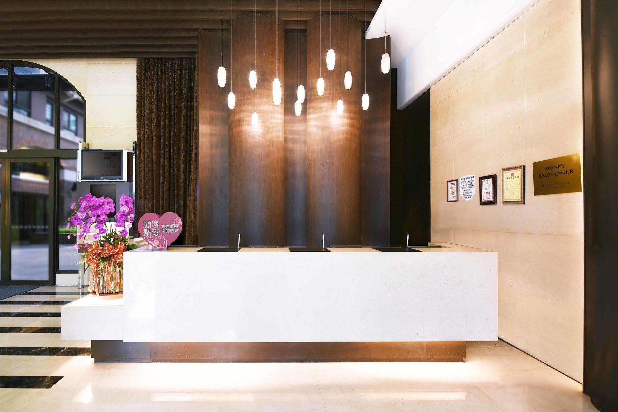 Fullon Hotel Sanyin Sanxia Buitenkant foto